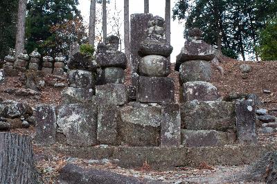 青蓮寺境内